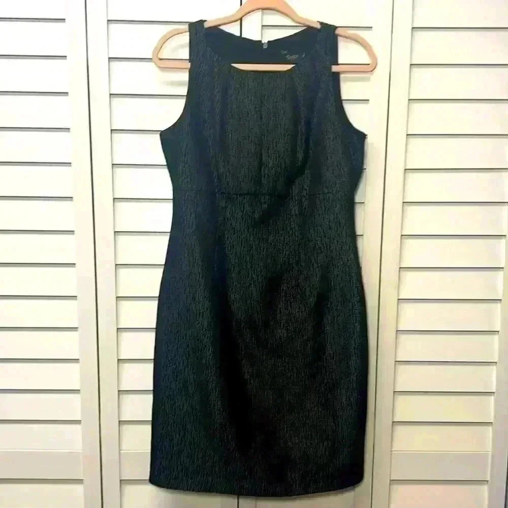 Just….Taylor Sleeveless Sheath Dress Size 8 Black & Gray